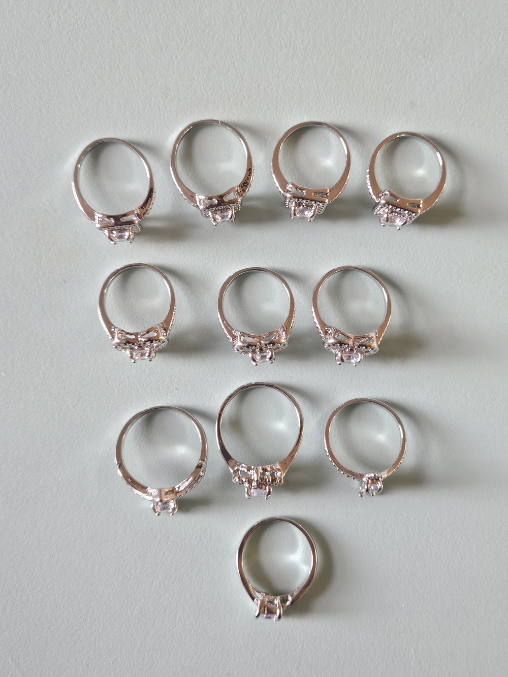11 Rings Various Sizes - Picture 4 of 4